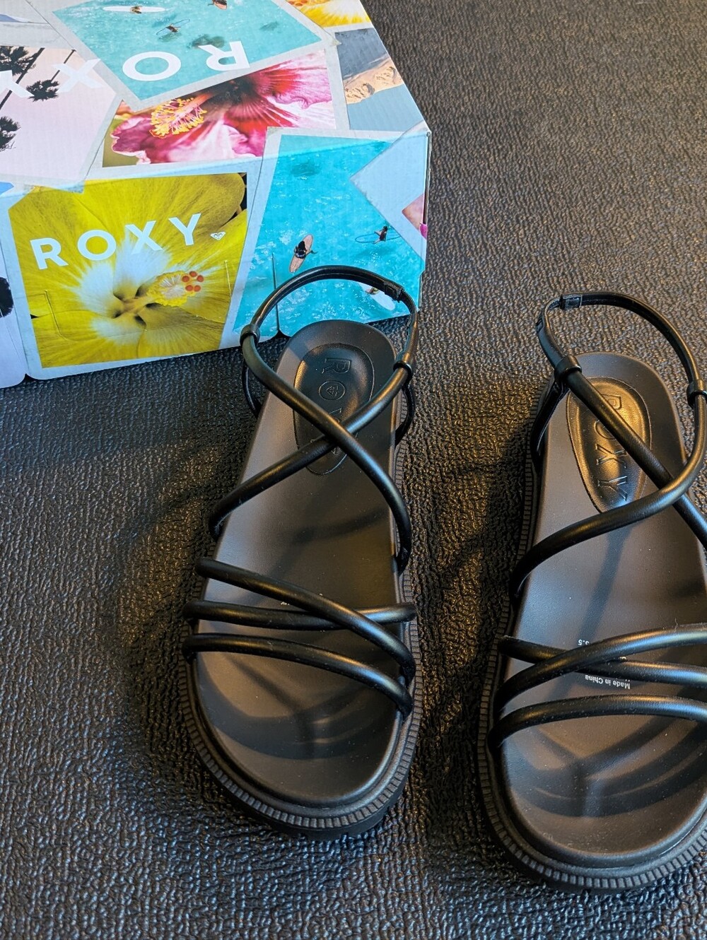 NWT Roxy Sandals - Picture 5 of 11